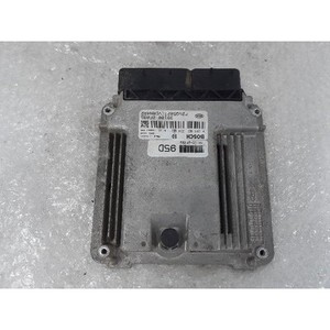 ECUs y Módulos de Computación Usados para Carnaval 391002F095 - Product Image 3