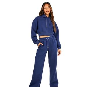 ชุดเซ็ตแฟชั่นลำลองสำหรับผู้หญิง ดีไซน์ล่าสุด เสื้อครอปฮู้ดดี้ กางเกงทรงหลวมสองกระเป๋า ระบายอากาศได้ดี - Product Image 2