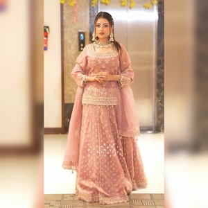 Nouvelle robe de mariée indienne exclusive en georgette lourde avec broderie, séchage rapide, lehenga choli, dupatta, ensemble 3 pièces pour femmes - Product Image 1