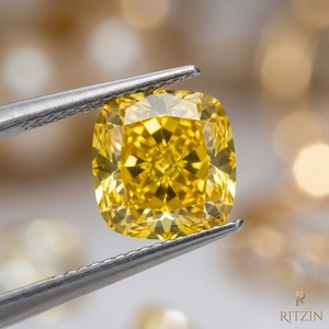 Diamant de laboratoire RCK Global, taille coussin, 0,4-1 carat |   Diamant synthétique CVD jaune vif fantaisie VS1 Excellent |   4,25 mm-6 mm - Product Image 2
