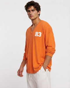 T-shirt à manches longues pour homme, col en V, avec impression de logo personnalisé, coupe ample décontractée, t-shirt en coton, style streetwear, t-shirt surdimensionné pour homme - Product Image 3