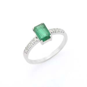 14K Gold Natural Emerald Statement Ring for Women Resizable Constellation Band - Product Image 3