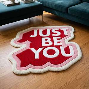 Alfombra Antideslizante de Lana Hecha a Mano con Tipografía Única 'Just Be You', Diseño con Frase Motivacional en Rojo y Blanco, Decoración para Sala de Estar y Dormitorio - Product Image 6