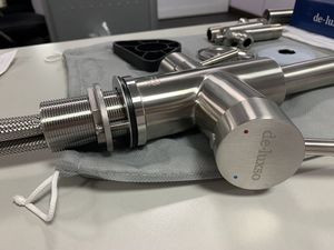 Grifo Purificador de Agua Fría/Caliente de un Solo Grifo con Tecnología RO, Operación Manual, Montaje en Encimera, Acabado Níquel Cepillado - Product Image 5