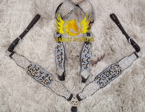 Conjunto de arreos para caballo de cuero genuino con pedrería de cristal de guepardo personalizada, ligero y de temporada, para un equipamiento cómodo de equitación. - Product Image 2