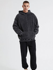 Sweat à capuche homme gris anthracite coupe classique streetwear, logo personnalisé, délavage acide, grammage lourd, 100% coton molletonné avec poche - Product Image 3