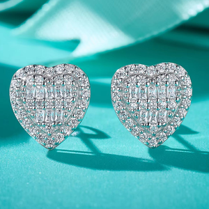 Pendientes de Corazón con Diamantes de Moissanita, Plata 925, Diseño de Halo en Racimo, Joyería de Lujo Brillante para Mujer, Regalo de Boda - Product Image 3