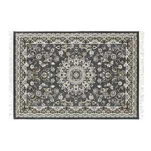 Tapis décoratif de qualité supérieure avec motif élégant pour l'intérieur de la maison et les espaces commerciaux, disponible à la vente - Product Image 1
