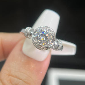 Anillo de diamante redondo brillante VVS sofisticado, cultivado en laboratorio, plata de ley 925, joyería fina de lujo para mujer - Product Image 1