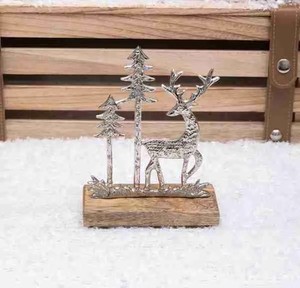 Décor d'arbre de Noël en bois rustique Ornement de table Accent de vacances de ferme - Product Image 5