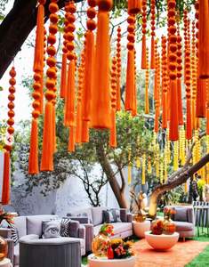 Guirlandes décoratives indiennes faites à la main en soie multicolore avec pompons pour mariage, Mehndi, Sangeet, fête, maison, jardin, décoration de plafond - Product Image 2