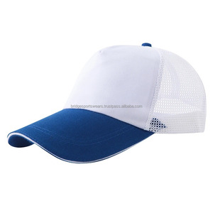 Gorra Snapback para Hombre con Parche de Cuero - Product Image 1