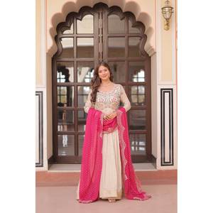 Robe de soirée imprimée Bandhani avec coupe brodée-Travail pour les fêtes et les occasions spéciales - Product Image 4