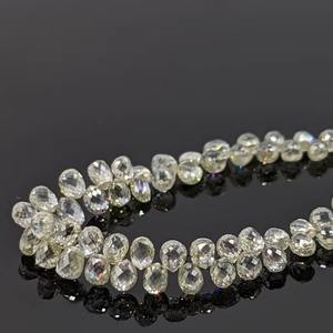 Perlas Briolette de 2.5–3 mm, Moissanita en Forma de Lágrima, AAA+, Blanco Amarillo, Peso: 0.18 quilates por diamante - Product Image 1