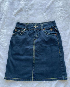 Tendance 2026 HSI Jupes en jean semi-extensibles de qualité supérieure, modèle délavé avec bas effiloché, avec ceinture et plusieurs poches, style fantaisie - Product Image 1