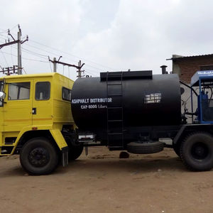 Pulvérisateur d'émulsion de bitume pour la machine de distributeur d'asphalte de précision de construction routière - Product Image 1