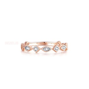 Anillo de Diamante Cultivado en Laboratorio con Corte Princesa y Corte Marquesa, Anillo de Compromiso Pasado, Presente y Futuro, con Piedras Laterales Graduadas, Anillo de Aniversario - Product Image 1