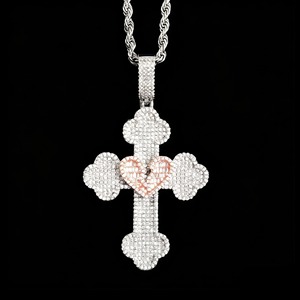Pendentif de luxe en croix avec incrustation de moissanite taille cœur, en argent 925, bijou religieux chrétien, cadeaux Bapistam - Product Image 3