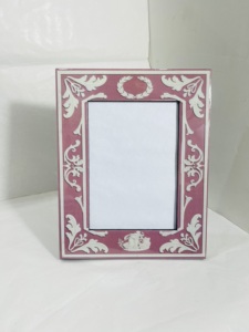 Boîte de rangement pour bijoux en émail faite à la main de qualité export avec finition de luxe pour objets de collection et emballage cadeau à vendre - Product Image 1