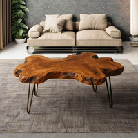 Table basse contemporaine en bois de teck à bord vivant pour la maison, villa, hôtel ou bureau pour le salon ou l'appartement