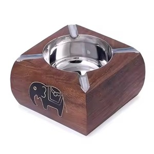 Customizable Modern Metal & Wood Heart Shape <b>Ashtray</b> with Durable Design for Home Hotel Restaurant Use - Product Image 4