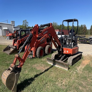 Miniexcavadora Kubota U35-4, Excavadora Compacta Hidráulica con Motor Potente para Trabajos de Construcción - Product Image 3