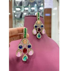 ต่างหูทองเหลืองคุณภาพสูงประดับเพชรซิคอนระยิบระยับ ดีไซน์โดดเด่น เหมาะสำหรับผู้หญิง สวมใส่ในงานเลี้ยงตอนเย็น หรืองานปาร์ตี้ - Product Image 2