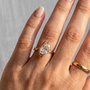 Anillo de banda cruzada con diamante de corte ovalado de 3.01 quilates de estilo único, oro macizo de 14 quilates, regalo de boda sorpresa para parejas - Product Image 6