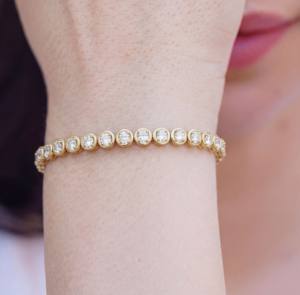 Bracelet tennis classique en or avec diamants de laboratoire taille coussin sertis clos, plaqué argent, élégant, étincelant, bijoux de luxe pour mariage - Product Image 2