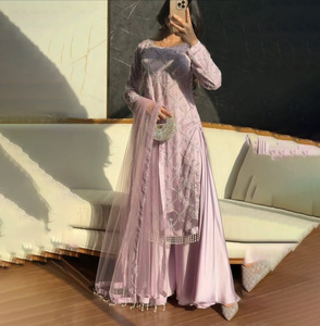 ชุดเดรสทำงานปักลาย sharara kurti จากอินเดียชุดเดรสใส่ทำงานปักลายพื้นเมืองสำหรับผู้หญิง - Product Image 1
