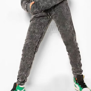 ชุดวอร์มสไตล์ทนทานแบบย้อมสีเอซิด เนื้อผ้านุ่ม สวมใส่สบาย เหมาะสำหรับการเดินทางและชุดลำลอง ดีไซน์ทันสมัยแบบย้อมสีเอซิด - Product Image 5