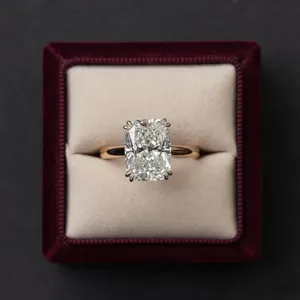 Bague de fiançailles et de mariage classique en or blanc 14 carats avec diamant de laboratoire 3,00 carats taille coussin, sertissage cathédrale, clarté VS1 - Product Image 4