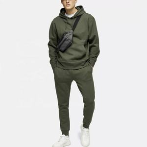 2021 Custom Wholesale Men's Workout Pullover Sweatsuit Set High Quality 100% Cotton Tracksuit Waterproof Solid Knitted - Product Image 1