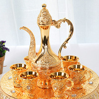 Tasse à café verte en porcelaine royale de nouveau design arabe turc flacon et services à thé service à thé de luxe en or arabe avec boîte-cadeau personnalisée