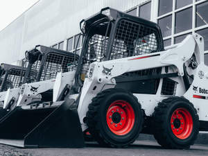รถตักล้อยาง Bobcat S300 ปี 2026 มือสอง สภาพดีเยี่ยม คุณภาพสูง ราคาโรงงานถูก พร้อมขาย - Product Image 4