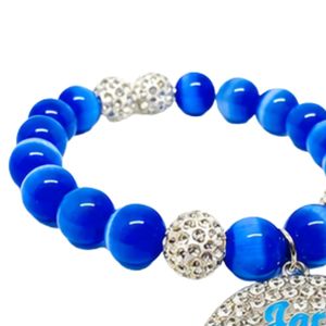 Bracelet extensible bleu roi perlé avec pendentif rond en cristal et accents en strass argentés, accessoire de mode pour femme - Product Image 3