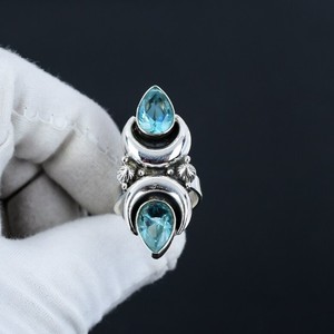 Anillo de Plata de Ley 925 con Topacio Azul Natural, Diseño de Luna Doble, Hecho a Mano, Gema en Forma de Pera, Estilo Celestial Vintage, Venta al por Mayor - Product Image 1