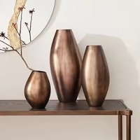Vase à fleurs en métal poli pour table à manger, support pour arrangement floral pour table de cuisine, accent décoratif pour salon