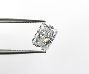 OM GEMS Diamantes Cultivados en Laboratorio con Certificación IGI, Corte Radiante, Color E-F, 3CT-6CT, VVS-VS, CVD para Fabricación de Anillos, Diamantes Sueltos al por Mayor - Product Image 3