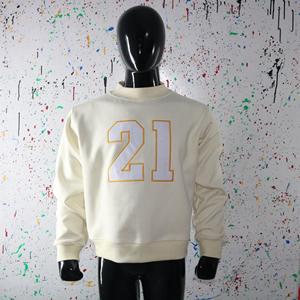 Sudaderas 21 Mock Neck de 450 GSM con nombre personalizado, bordado en aplique, corte holgado y extragrande, 100% algodón, felpa francesa. - Product Image 5