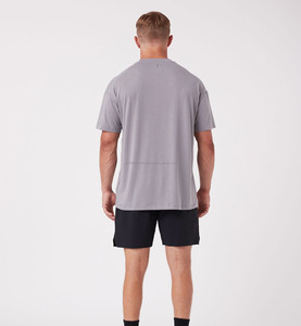 เสื้อยืดผู้ชายโอเวอร์ไซส์ลายกราฟิกสำหรับผู้ชายเสื้อยืดโอเวอร์ไซส์ลายกราฟิกเปล่าแบบกำหนดเอง - Product Image 4