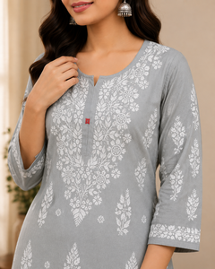 <b>Women</b> Gray Floral Printed <b>Kurti</b> Traditional Cotton Casual Wear Ankle-Length Regular Fit - Product Image 3