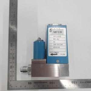 Contrôleur de débit massique Hitachi SFC280E - Équipement et pièces semi-conductrices d'occasion de renommée mondiale - Product Image 2