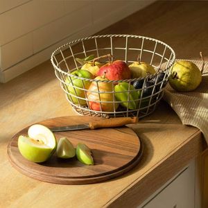 Planche à découper classique en bois pour la cuisine, préparation quotidienne des repas, robuste, durable, en bois naturel - Product Image 2