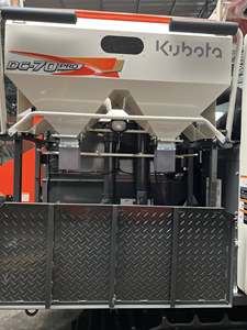 Cosechadora Combinada con Motor Diésel DC 70 PRO de 70 HP, Máquina Agrícola de Alta Productividad con Caja de Cambios y Sistema de Rodamientos de Alta Resistencia - Product Image 3