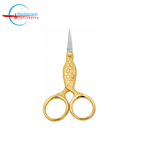 Ciseaux de manucure et kit de nettoyage d'ongles Medipower, style vintage, broderie fantaisie, lames droites, pointe acérée, plaqué or - Product Image 4