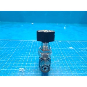 Vanne à diaphragme FUJIKIN 316L 076921 haute pureté, utilisée comme pièce détachée pour équipement semi-conducteur Legacy - Product Image 6