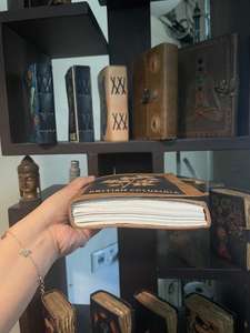 Diario de Cuero A5 Personalizable Hecho a Mano - Cuaderno Vintage Cosido a Mano con Papel de Algodón con Borde Rústico para Dibujar y Regalar - Product Image 5