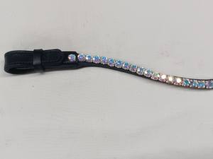 Frontal en cuir de qualité supérieure avec cristaux Preciosa, taille personnalisée, pour cheval, meilleurs accessoires équestres, meilleur prix de gros. - Product Image 3