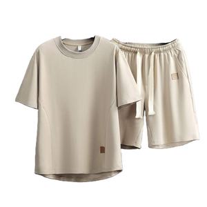 Ensemble deux pièces pour hommes, t-shirt et short respirants, tenue d'été décontractée, style streetwear - Product Image 1